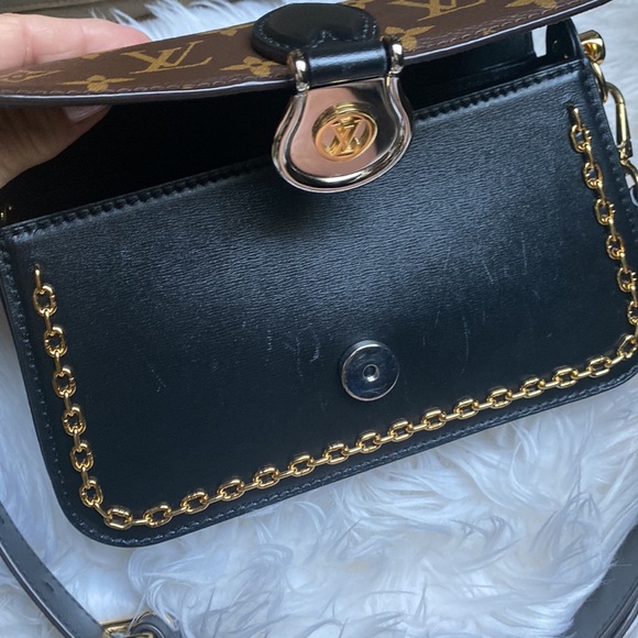 Louis Vuitton bag - Picture 11 of 17